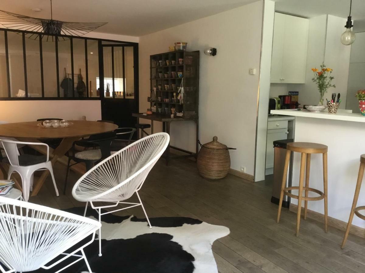 Bed and Breakfast Maison Rouge Cacahuete Nernier Экстерьер фото